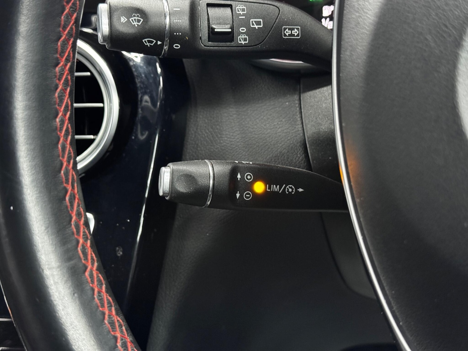 Used Mercedes-Benz GLC 2019 for sale - 76771933: Photo 22