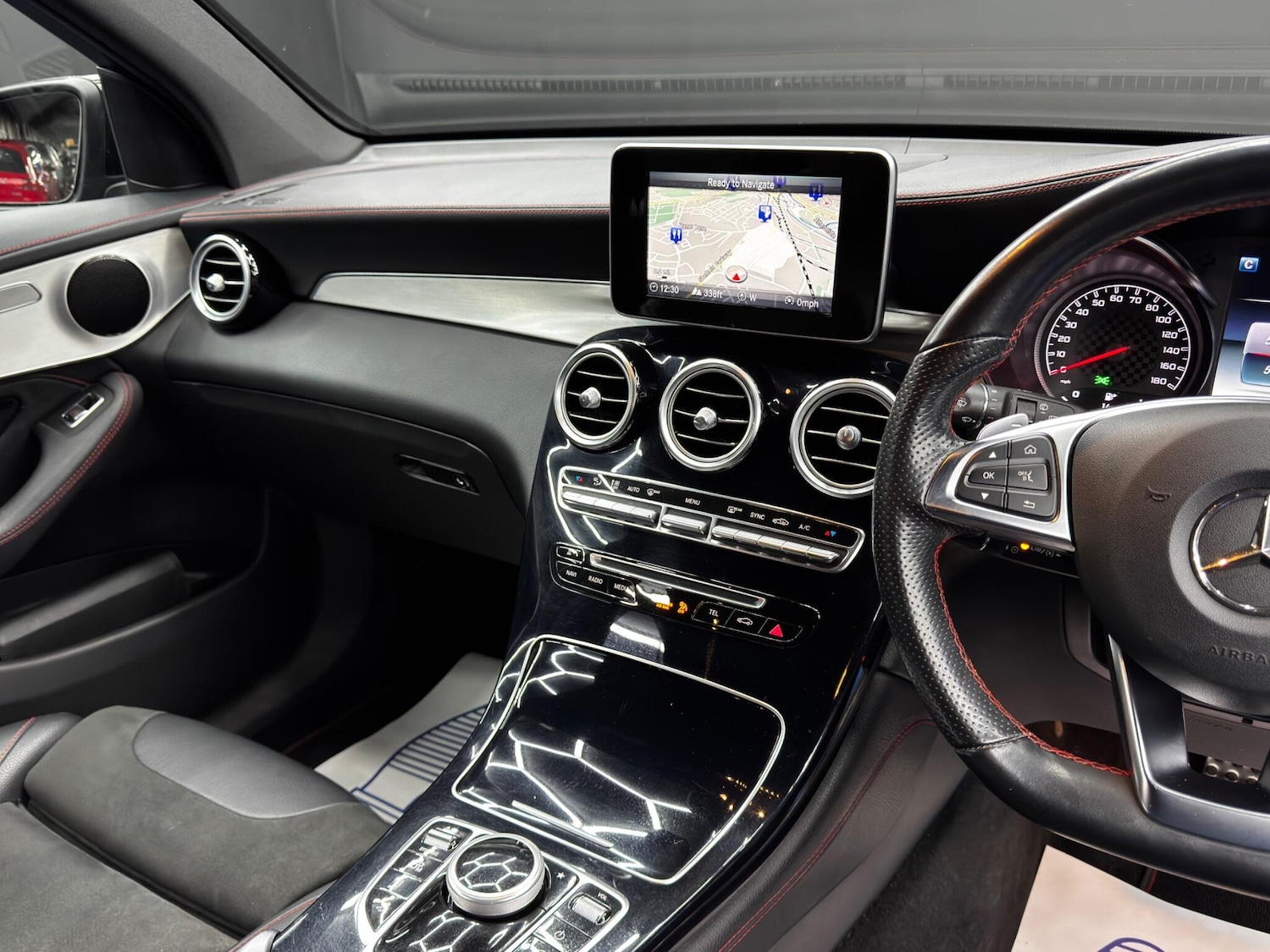 Used Mercedes-Benz GLC 2019 for sale - 76771933: Photo 24