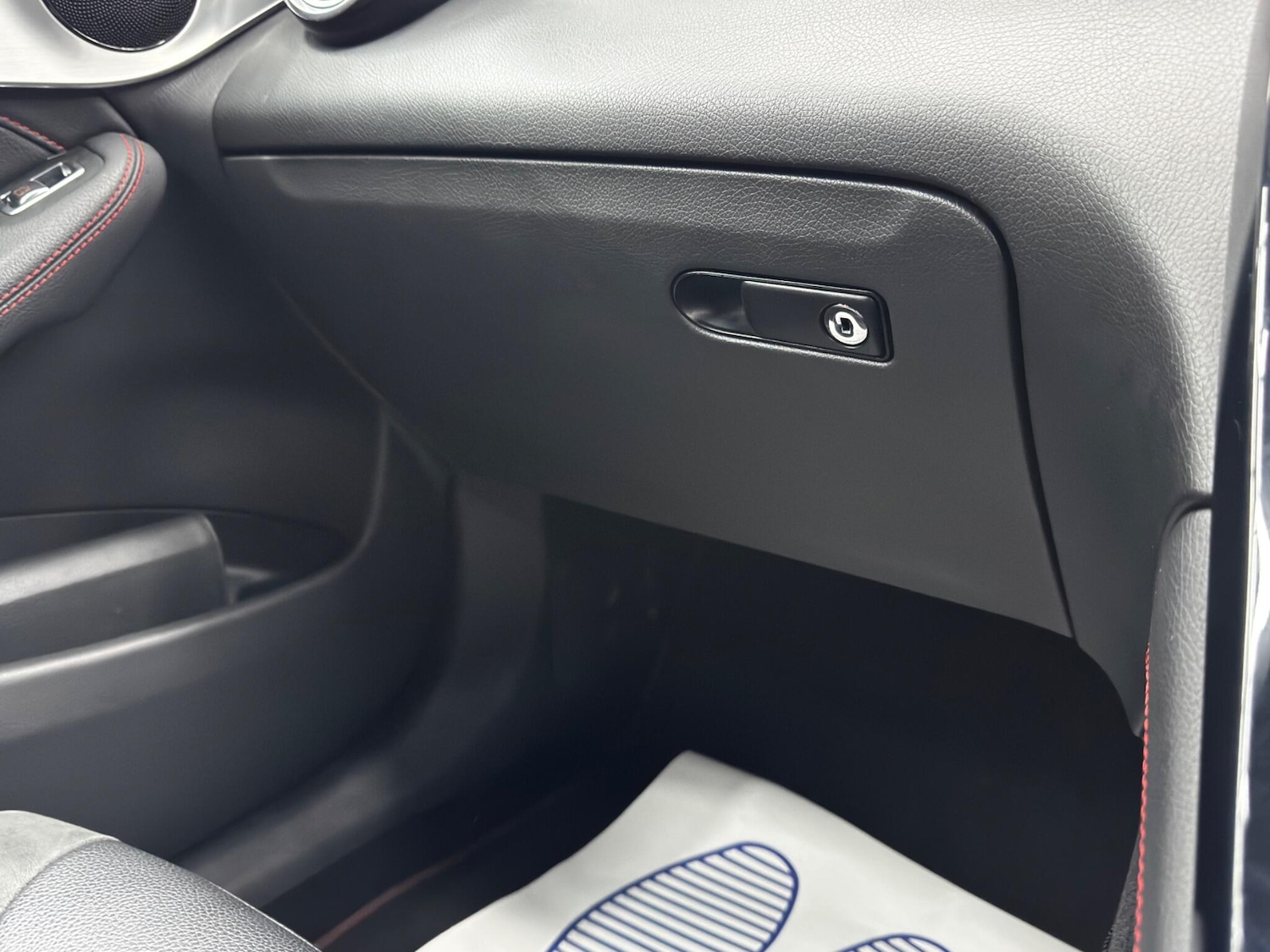 Used Mercedes-Benz GLC 2019 for sale - 76771933: Photo 34