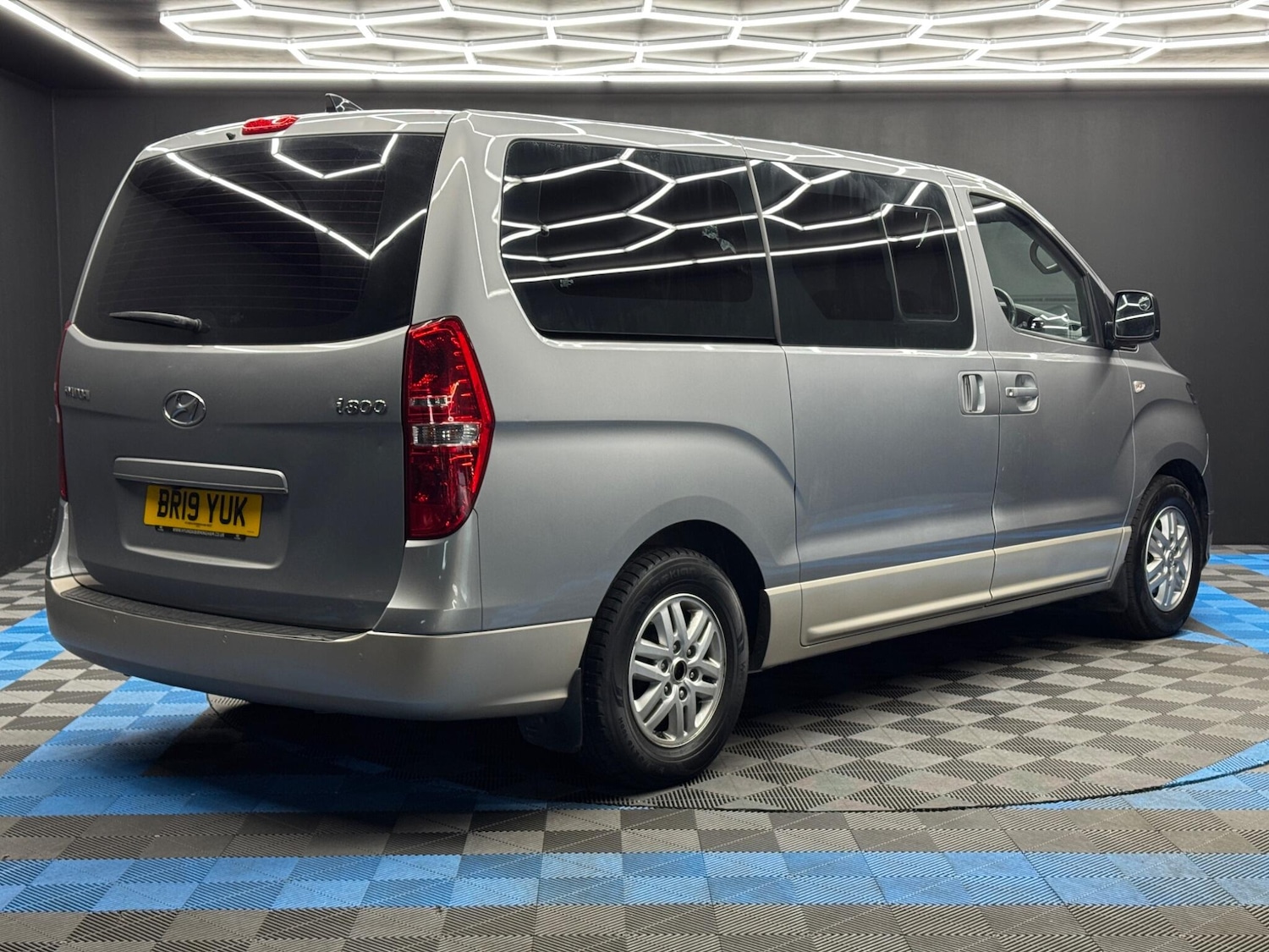 Used Hyundai i800 2019 for sale - 77097896: Photo 5