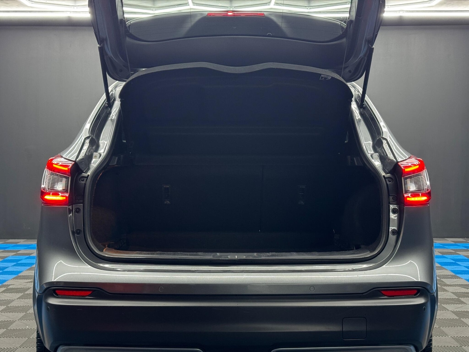 Used Nissan Qashqai 2018 for sale - 77305333: Photo 37