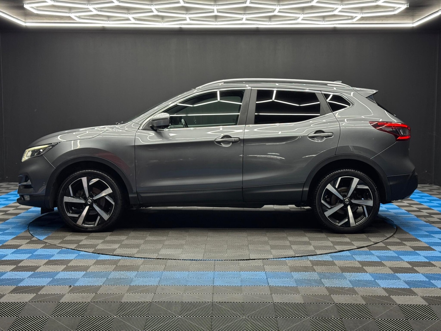 Used Nissan Qashqai 2018 for sale - 77305333: Photo 8