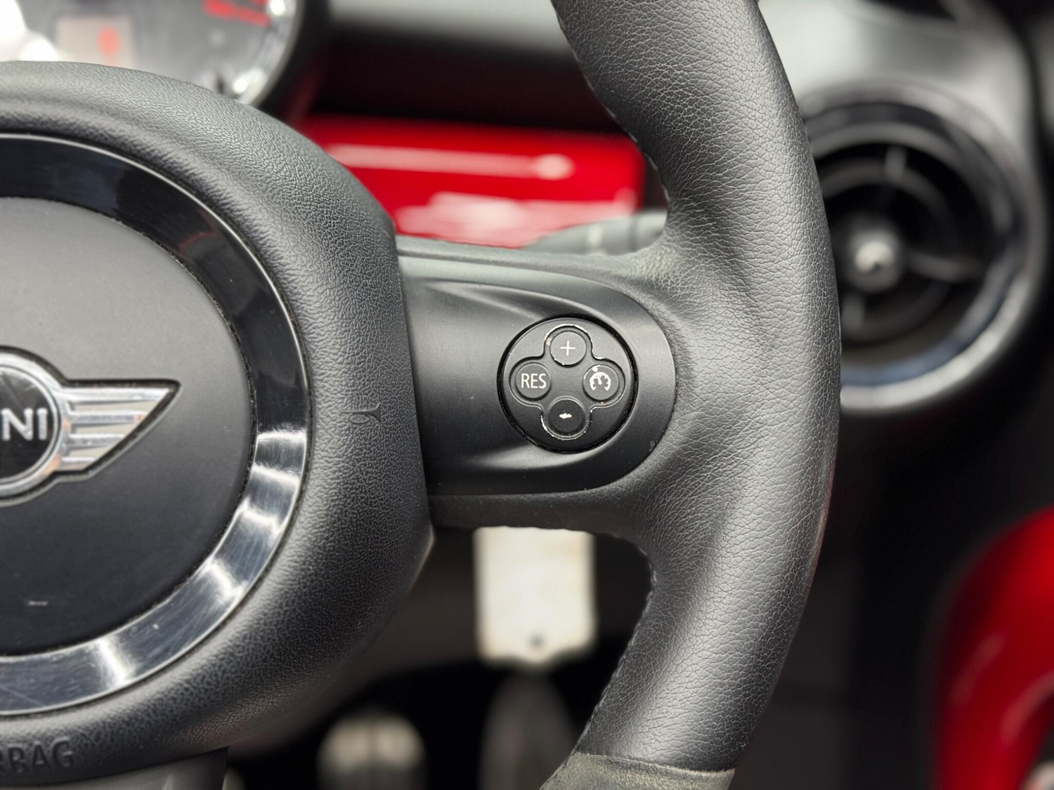 Used MINI Roadster 2013 for sale - 77441332: Photo 19