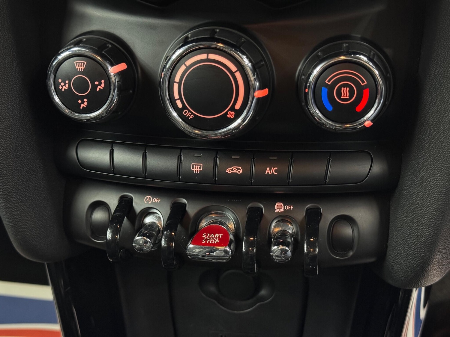 Used MINI Hatch 2018 for sale - 77794444: Photo 25