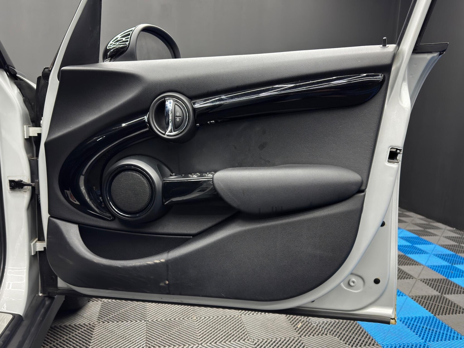 Used MINI Hatch 2018 for sale - 77794444: Photo 37