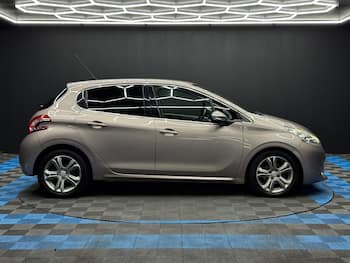 Used Peugeot 208 2012 for sale - 79688220: Photo