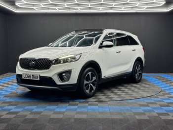 Used Kia Sorento 2016 for sale - 74822335: Photo