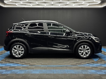 Used Renault Captur 2020 for sale - 79471697: Photo