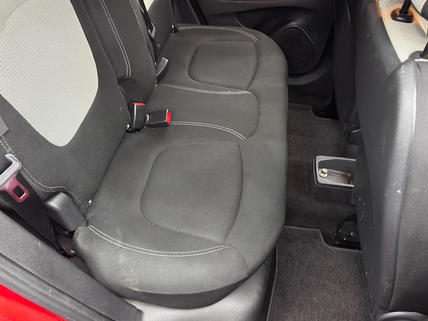 Used Renault Captur 2019 for sale - 76307698: Photo 16