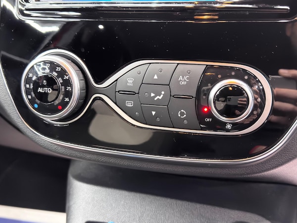 Used Renault Captur 2019 for sale - 76307698: Photo 26