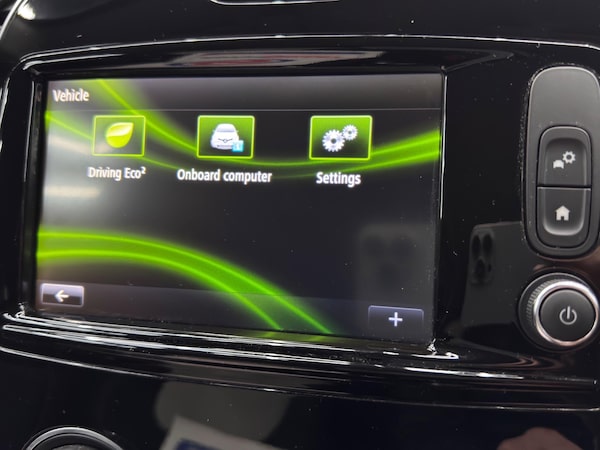 Used Renault Captur 2019 for sale - 76307698: Photo 32