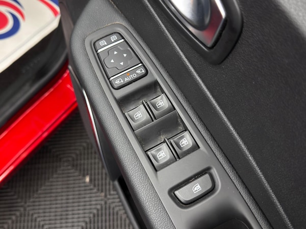 Used Renault Captur 2019 for sale - 76307698: Photo 38