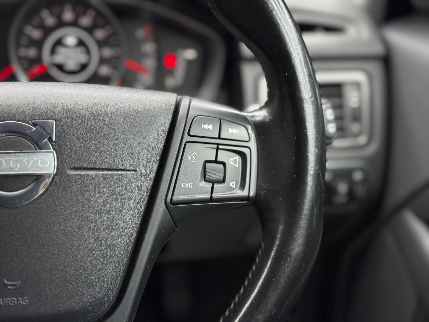 Used Volvo V70 for sale - 76997275: Photo 20