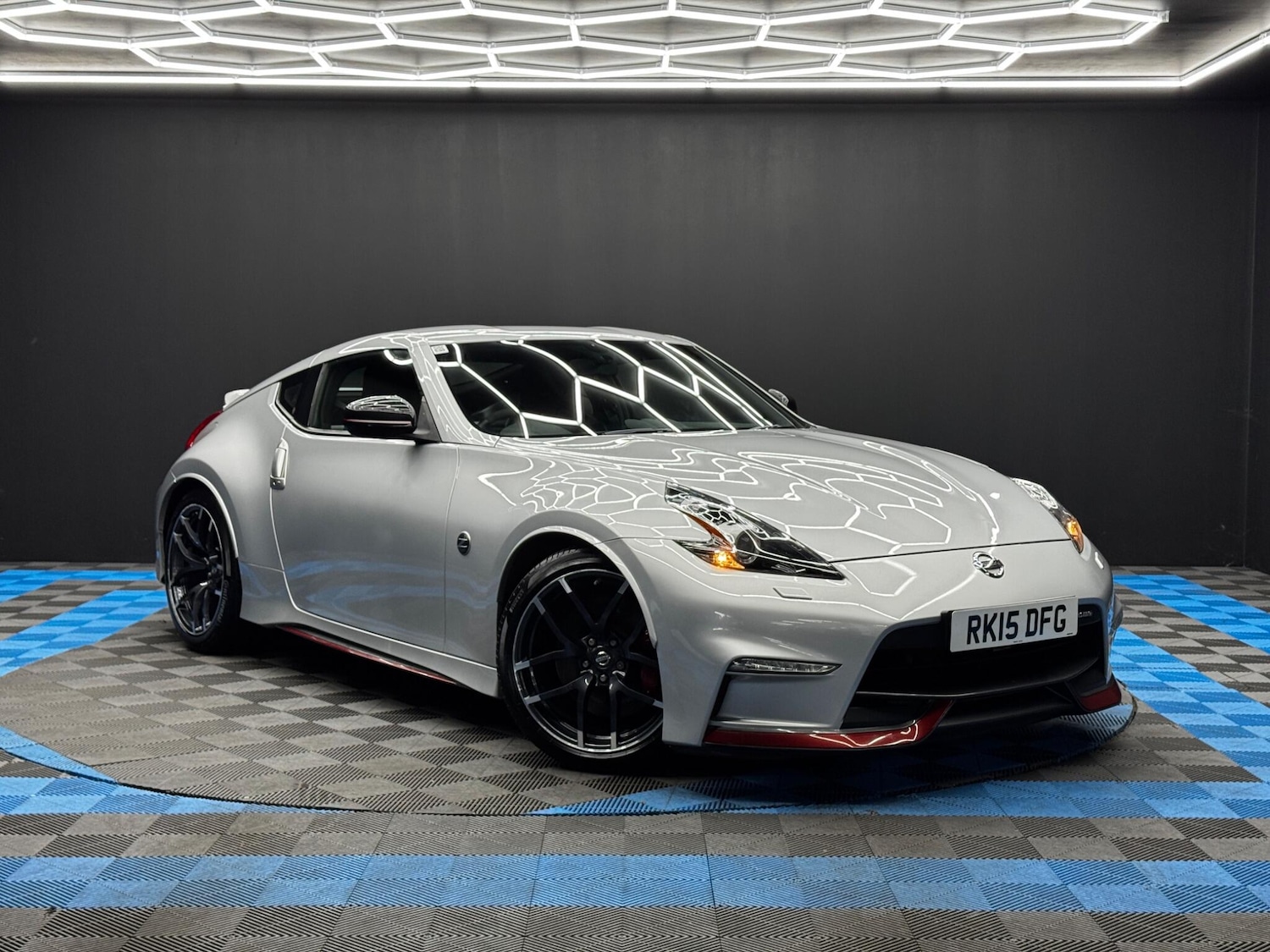 Used Nissan 370 Z 2015 for sale - 76714134: Photo 1