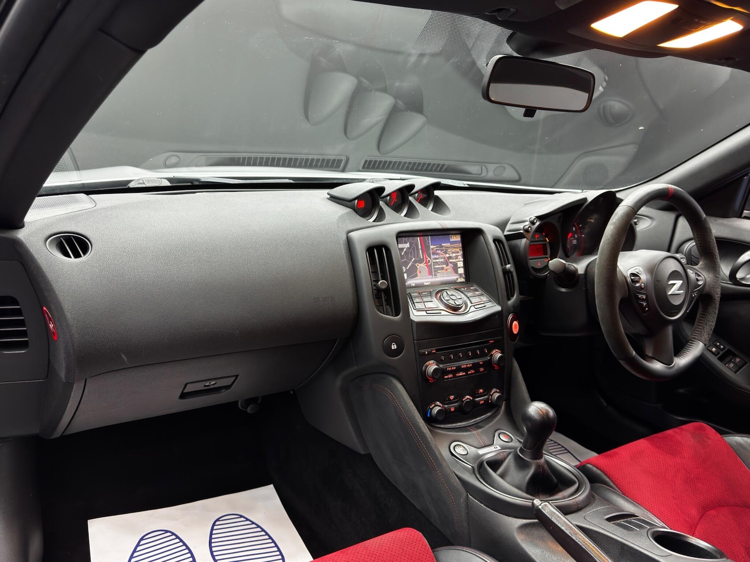 Used Nissan 370 Z 2015 for sale - 76714134: Photo 11