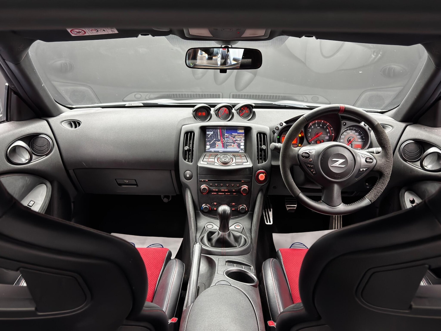 Used Nissan 370 Z 2015 for sale - 76714134: Photo 15