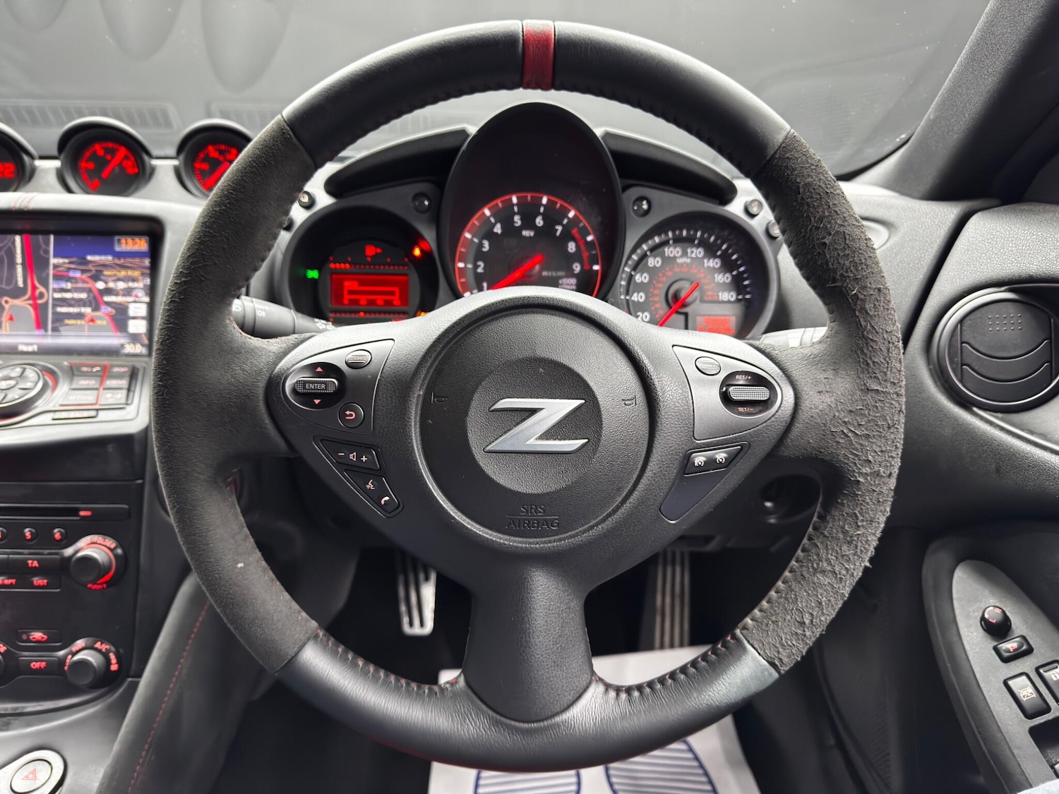 Used Nissan 370 Z 2015 for sale - 76714134: Photo 17