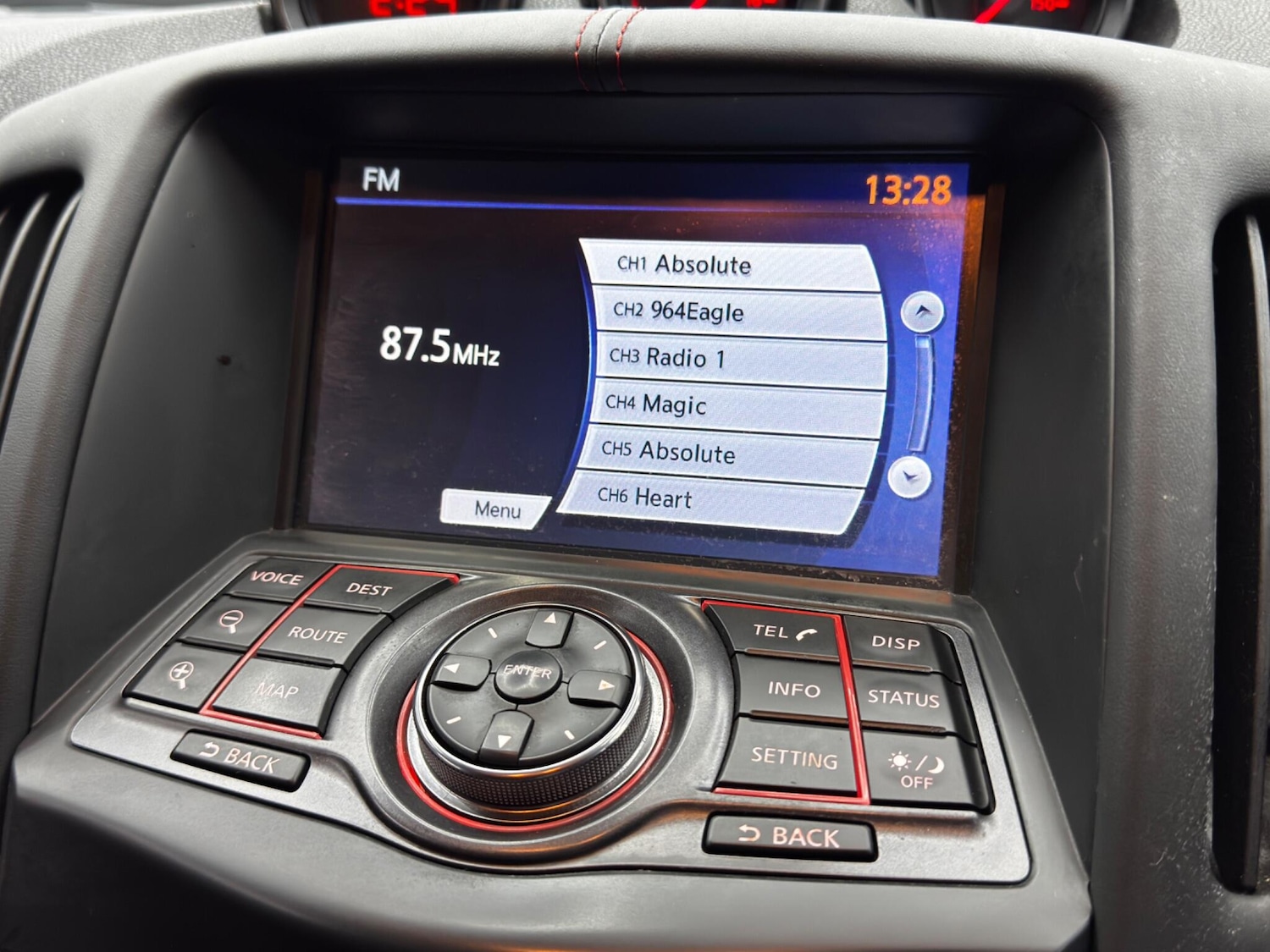 Used Nissan 370 Z 2015 for sale - 76714134: Photo 26