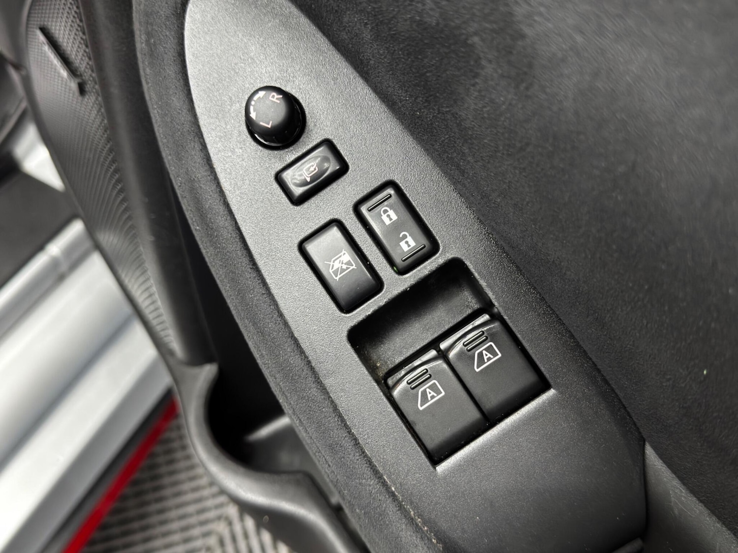 Used Nissan 370 Z 2015 for sale - 76714134: Photo 35