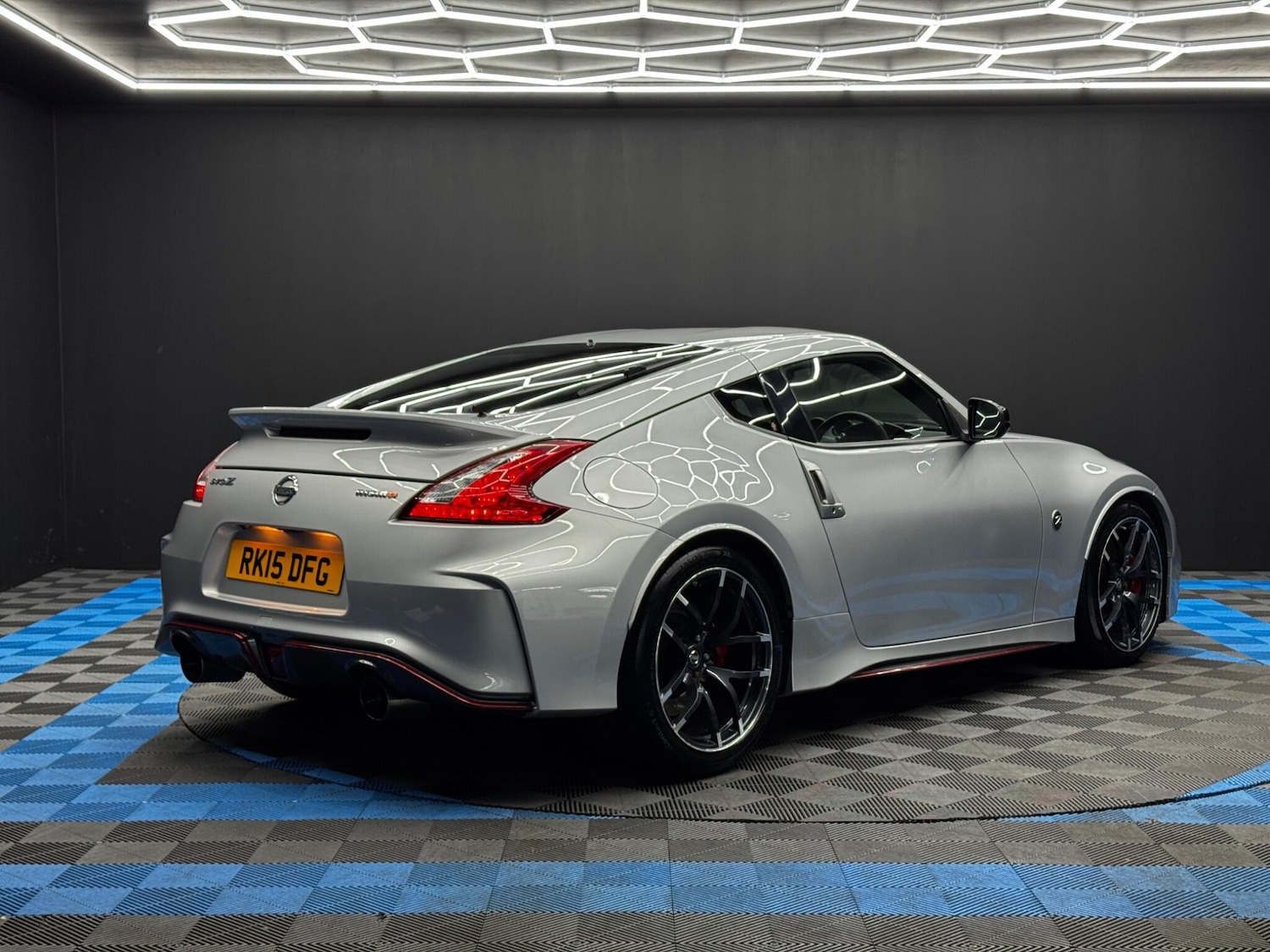 Used Nissan 370 Z 2015 for sale - 76714134: Photo 5