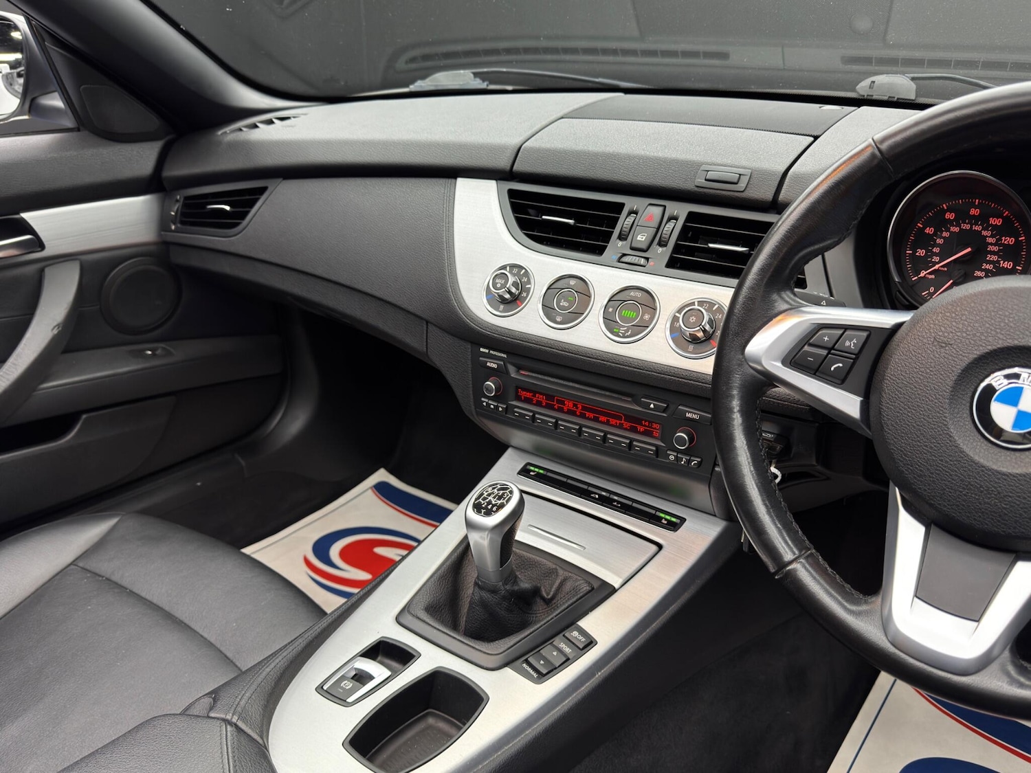 Used BMW Z4 2011 for sale - 77882341: Photo 21