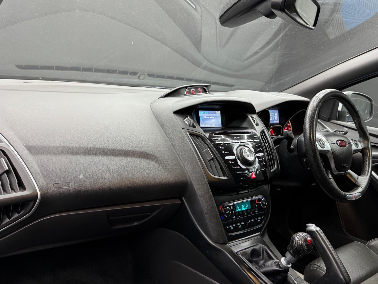 Used Ford Focus 2014 for sale - 76073082: Photo 11