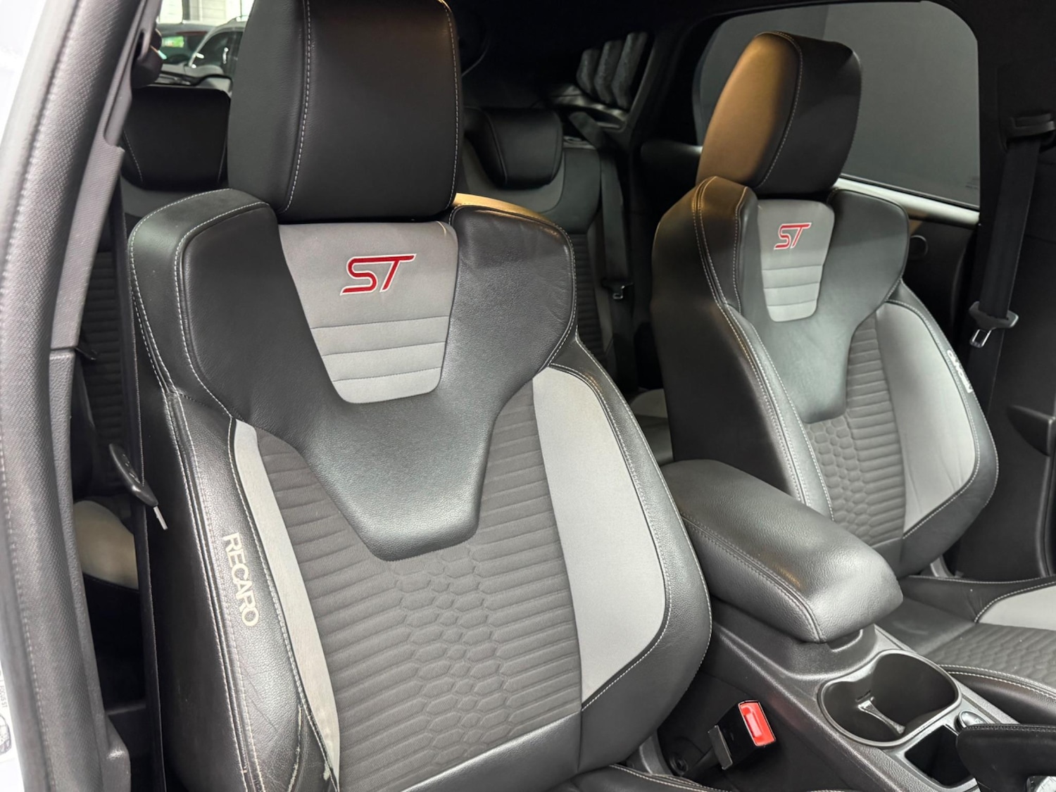 Used Ford Focus 2014 for sale - 76073082: Photo 12