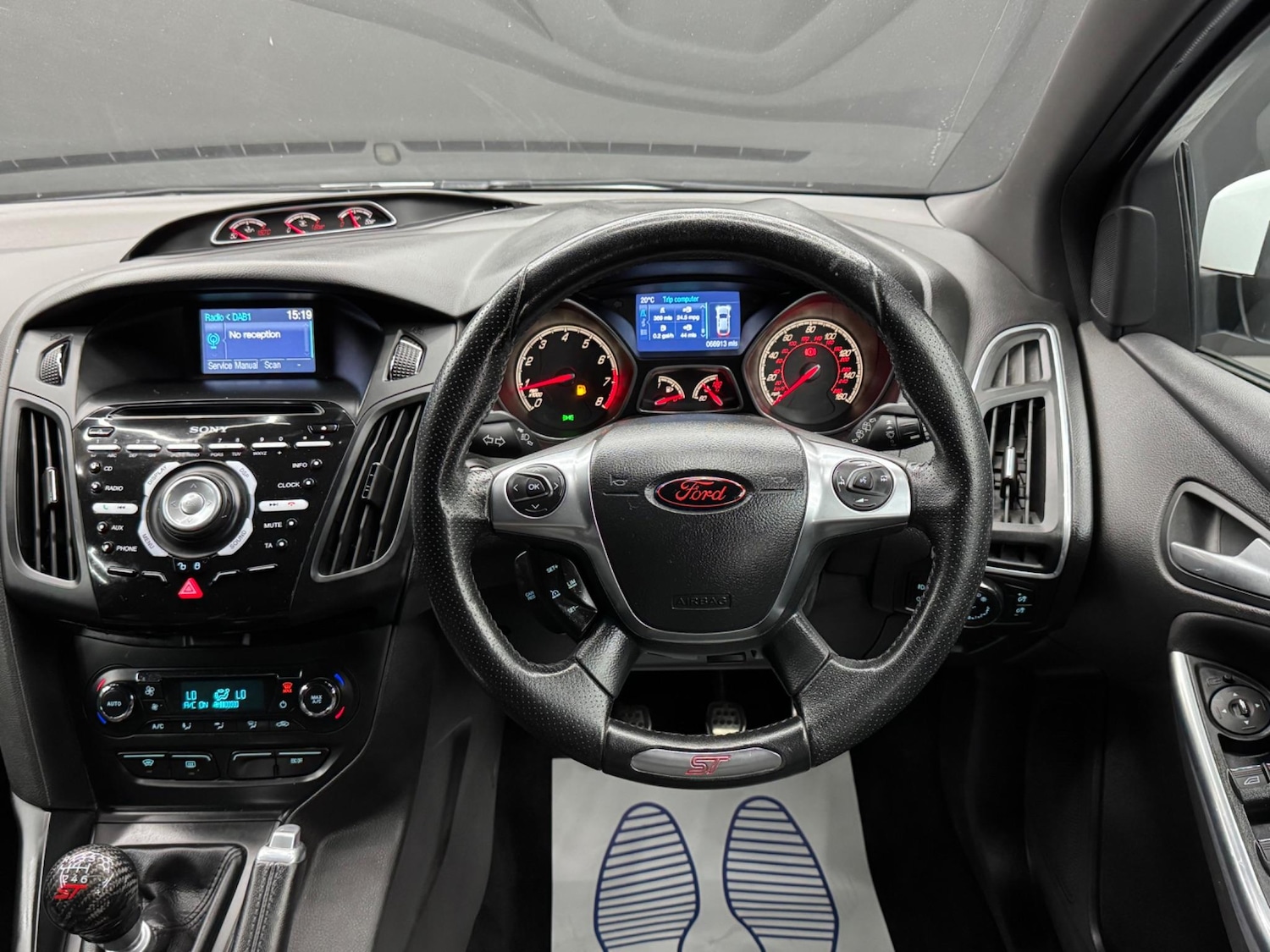 Used Ford Focus 2014 for sale - 76073082: Photo 18