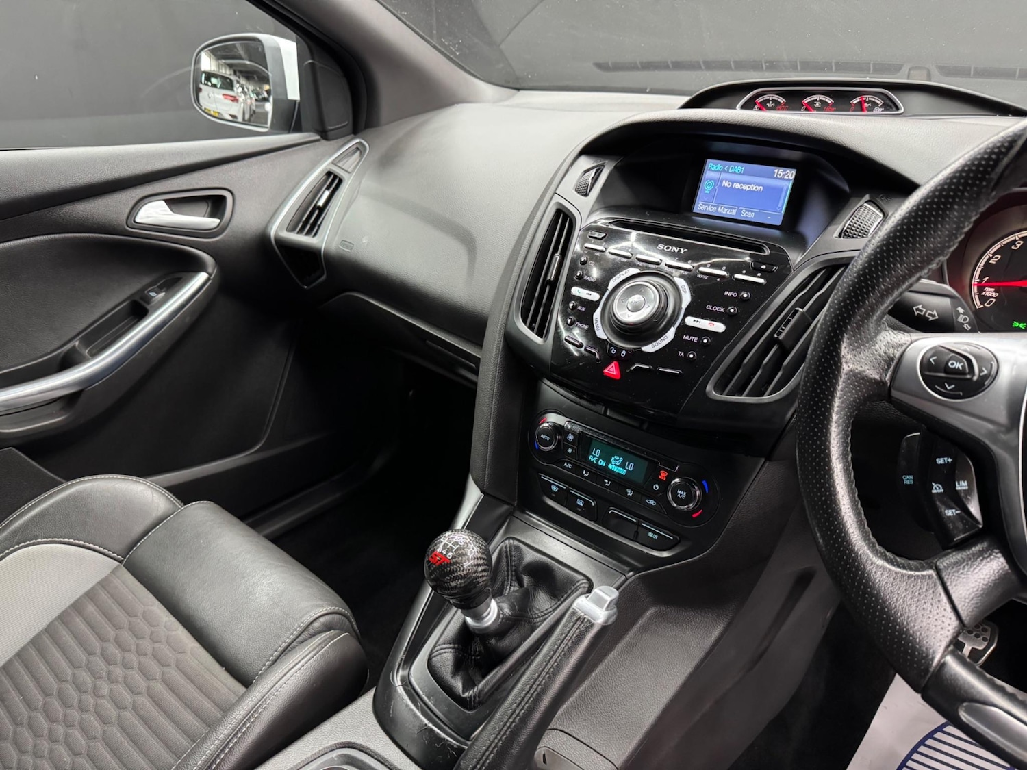 Used Ford Focus 2014 for sale - 76073082: Photo 25