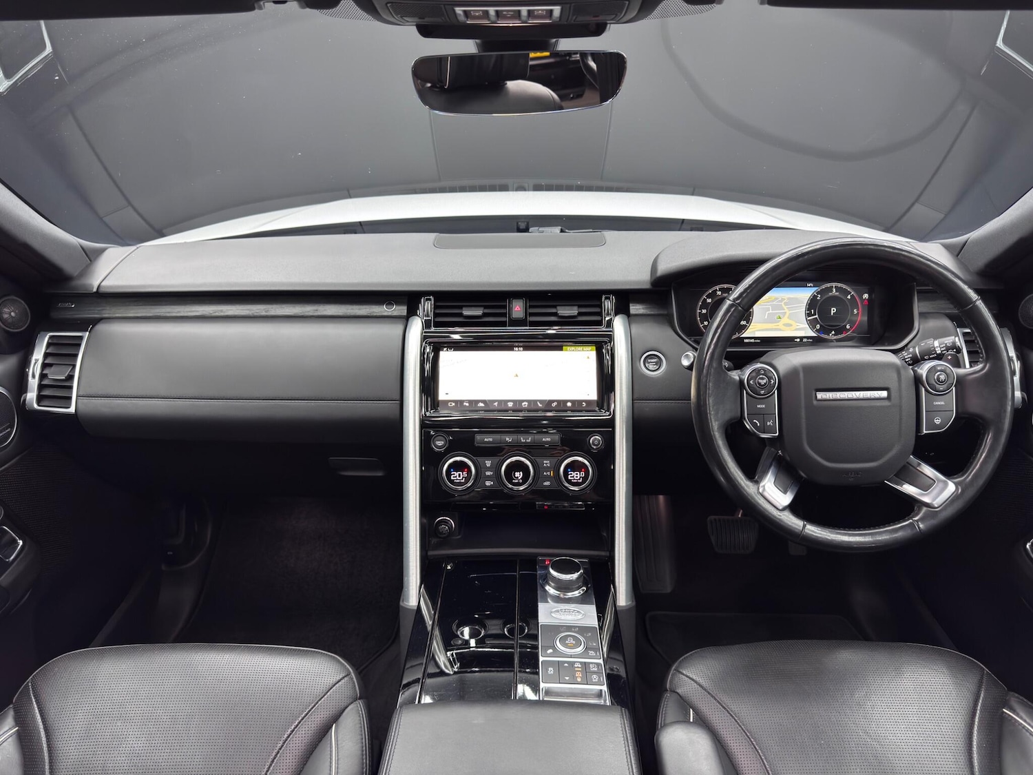 Used Land Rover Discovery 2018 for sale - 76136901: Photo 10