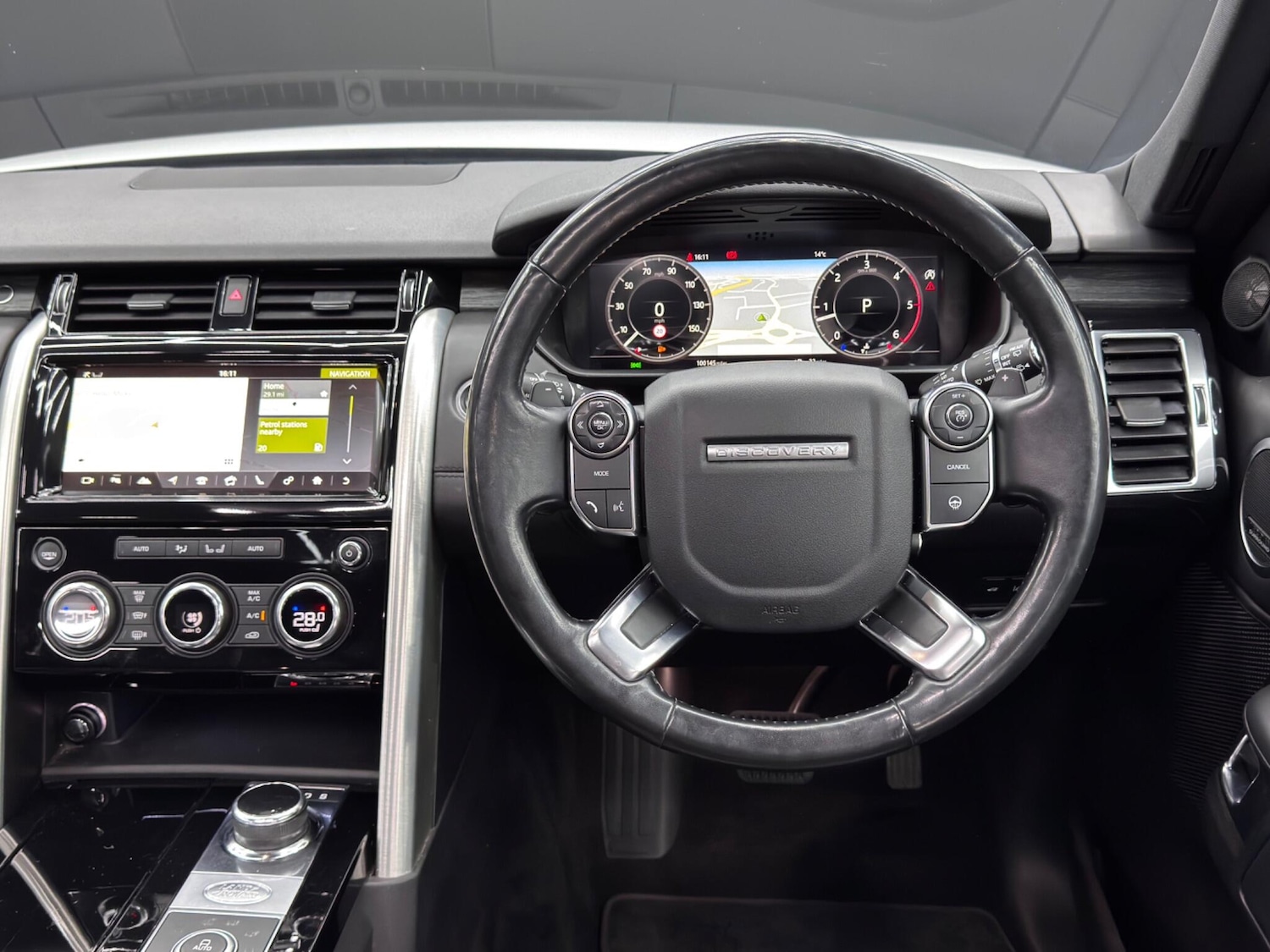 Used Land Rover Discovery 2018 for sale - 76136901: Photo 18