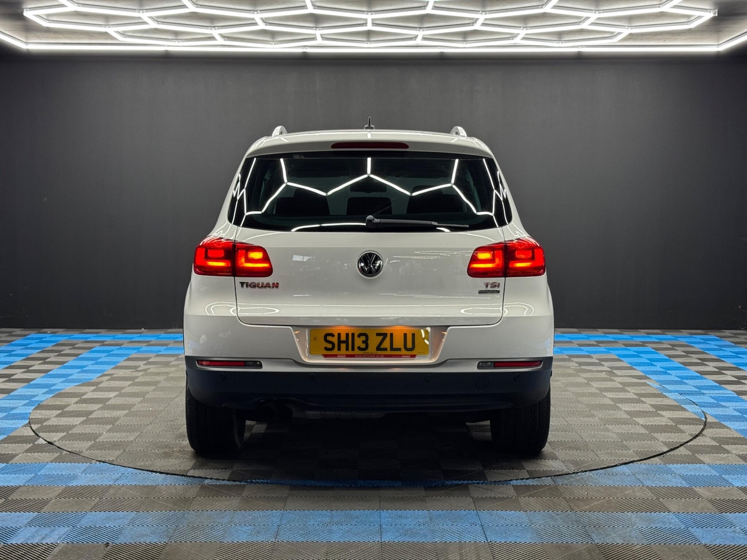 Used Volkswagen Tiguan 2013 for sale - 77769169: Photo 6