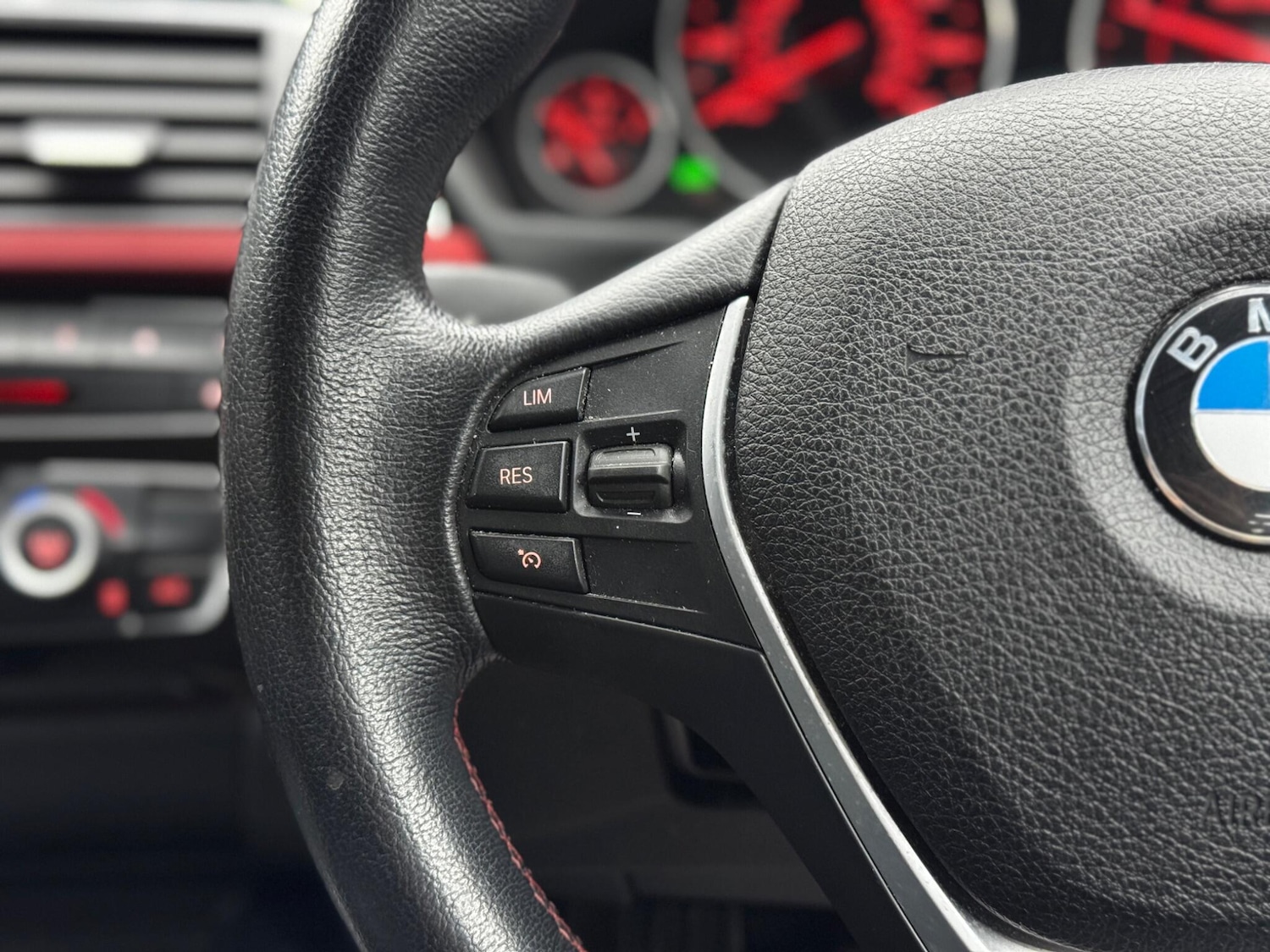 Used BMW 3 Series 2015 for sale - 77957036: Photo 18