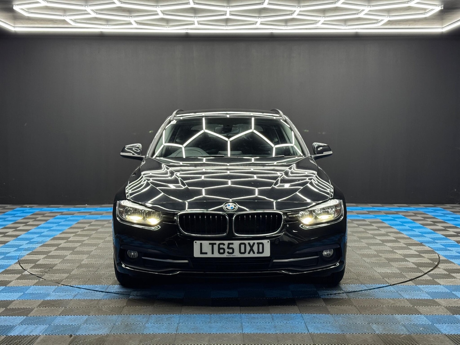 Used BMW 3 Series 2015 for sale - 77957036: Photo 2