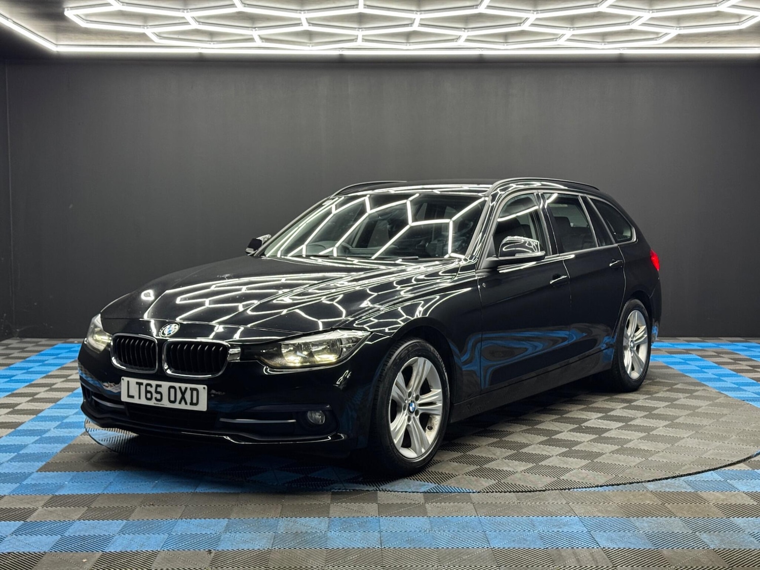 Used BMW 3 Series 2015 for sale - 77957036: Photo 3