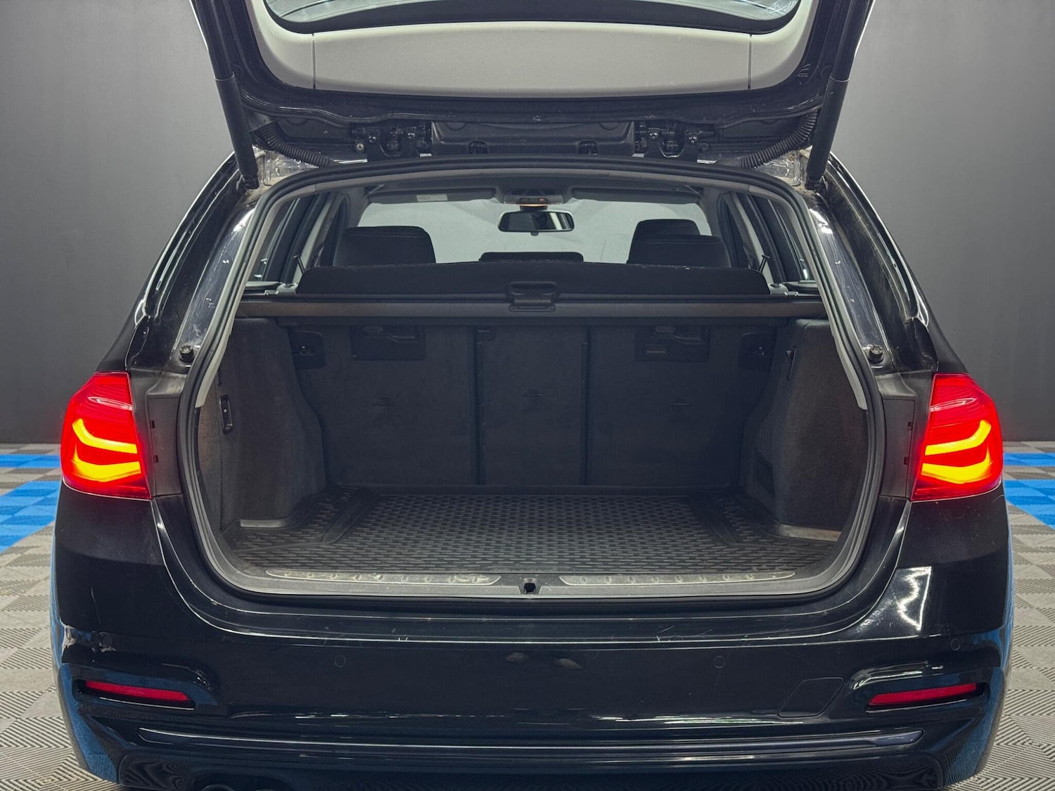 Used BMW 3 Series 2015 for sale - 77957036: Photo 38