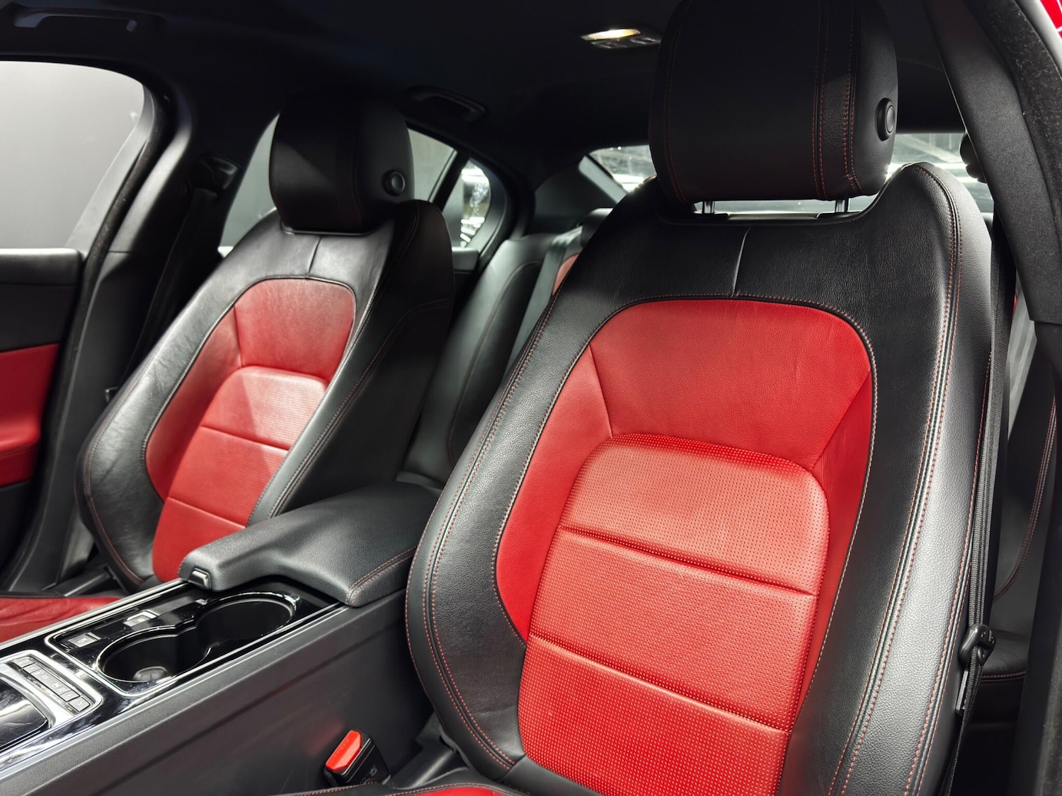 Used Jaguar XE 2017 for sale - 76608240: Photo 14