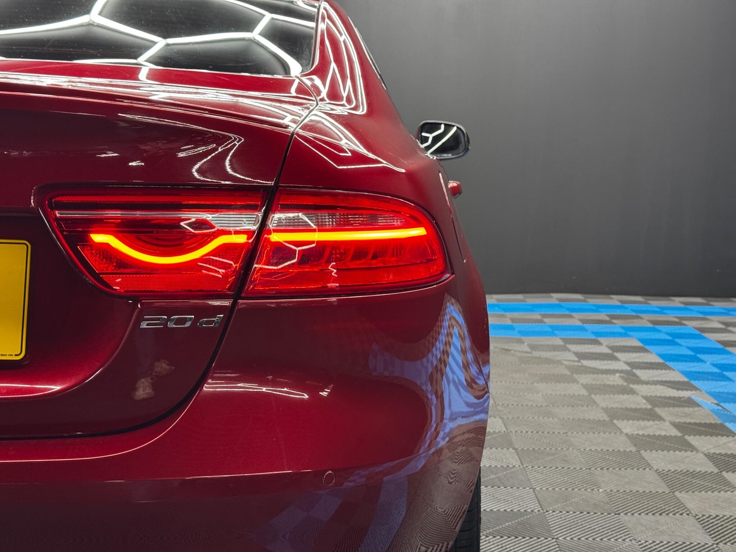 Used Jaguar XE 2017 for sale - 76608240: Photo 40