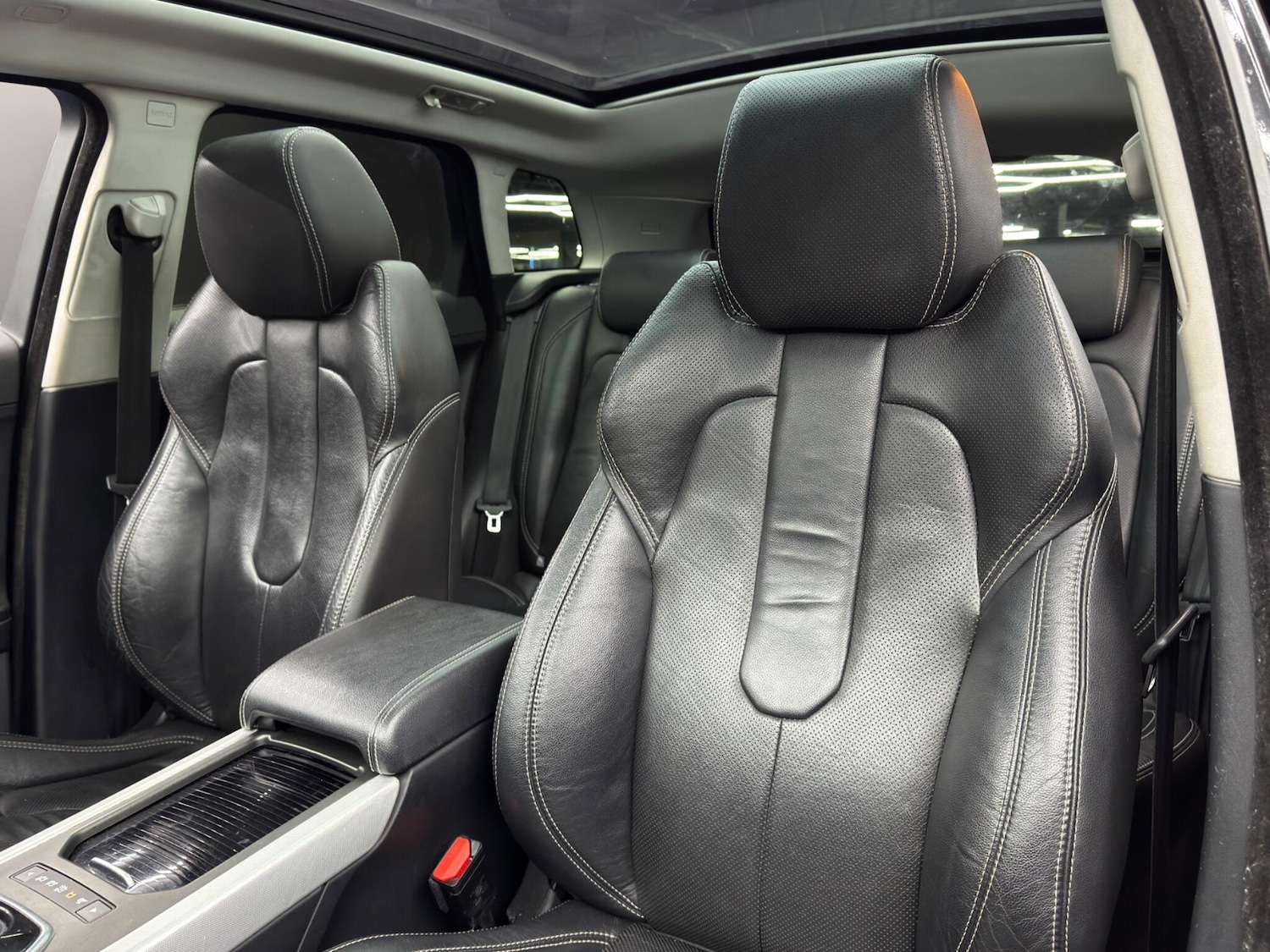 Used Land Rover Range Rover Evoque 2015 for sale - 77625987: Photo 14