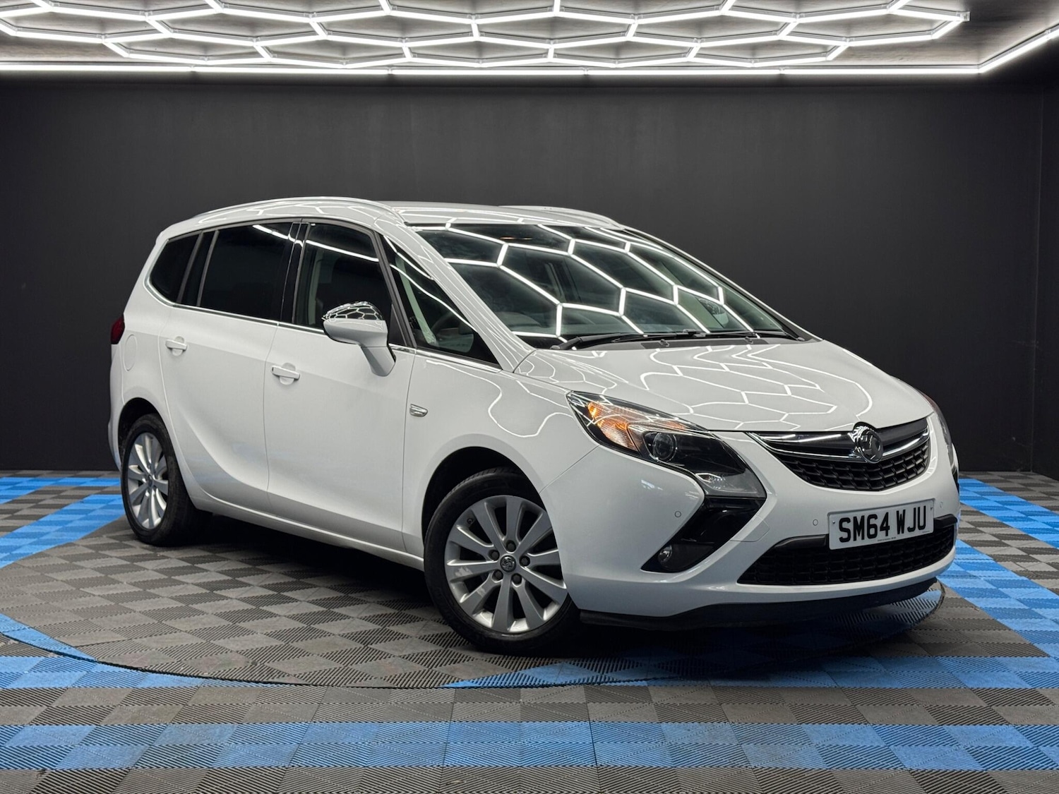 Used Vauxhall Zafira 2015 for sale - 77109216: Photo 1