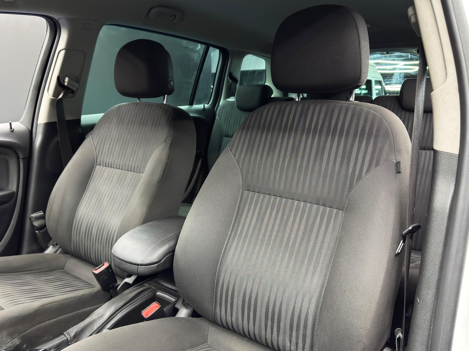 Used Vauxhall Zafira 2015 for sale - 77109216: Photo 14