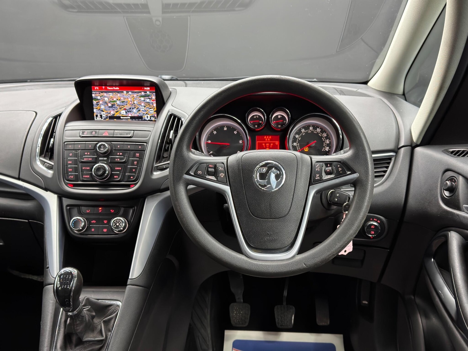 Used Vauxhall Zafira 2015 for sale - 77109216: Photo 19