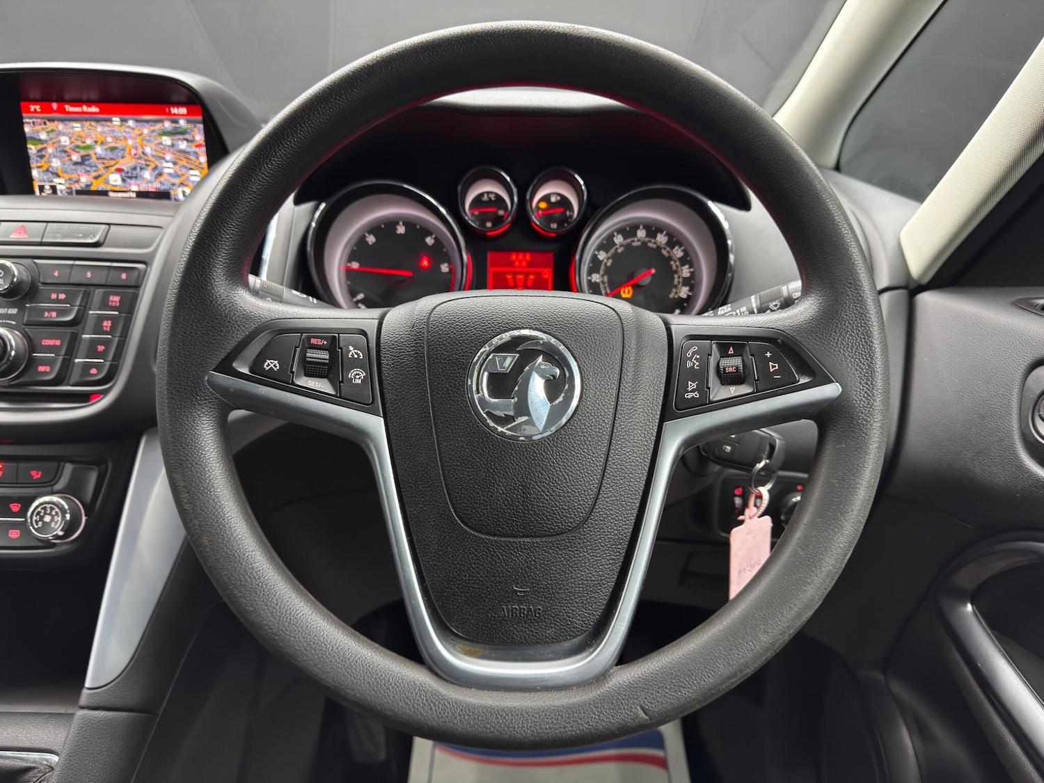 Used Vauxhall Zafira 2015 for sale - 77109216: Photo 20