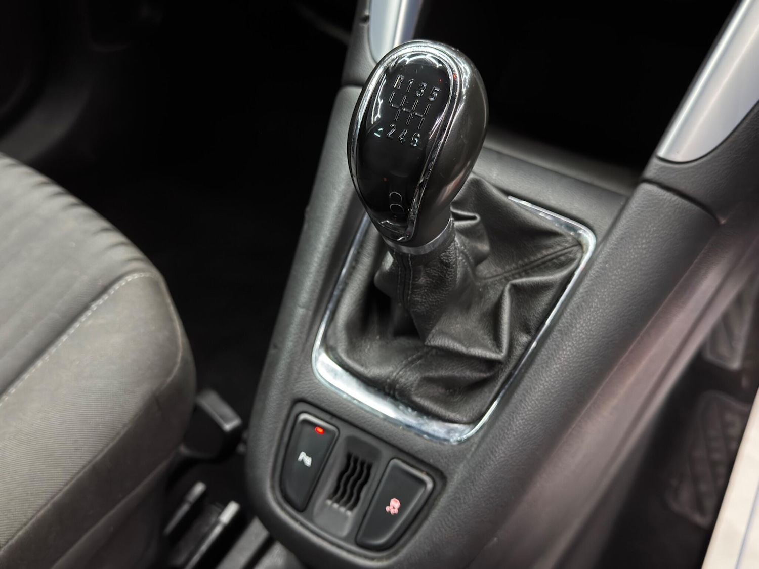 Used Vauxhall Zafira 2015 for sale - 77109216: Photo 27