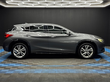 Used Infiniti Q30 2016 for sale - 79211906: Photo