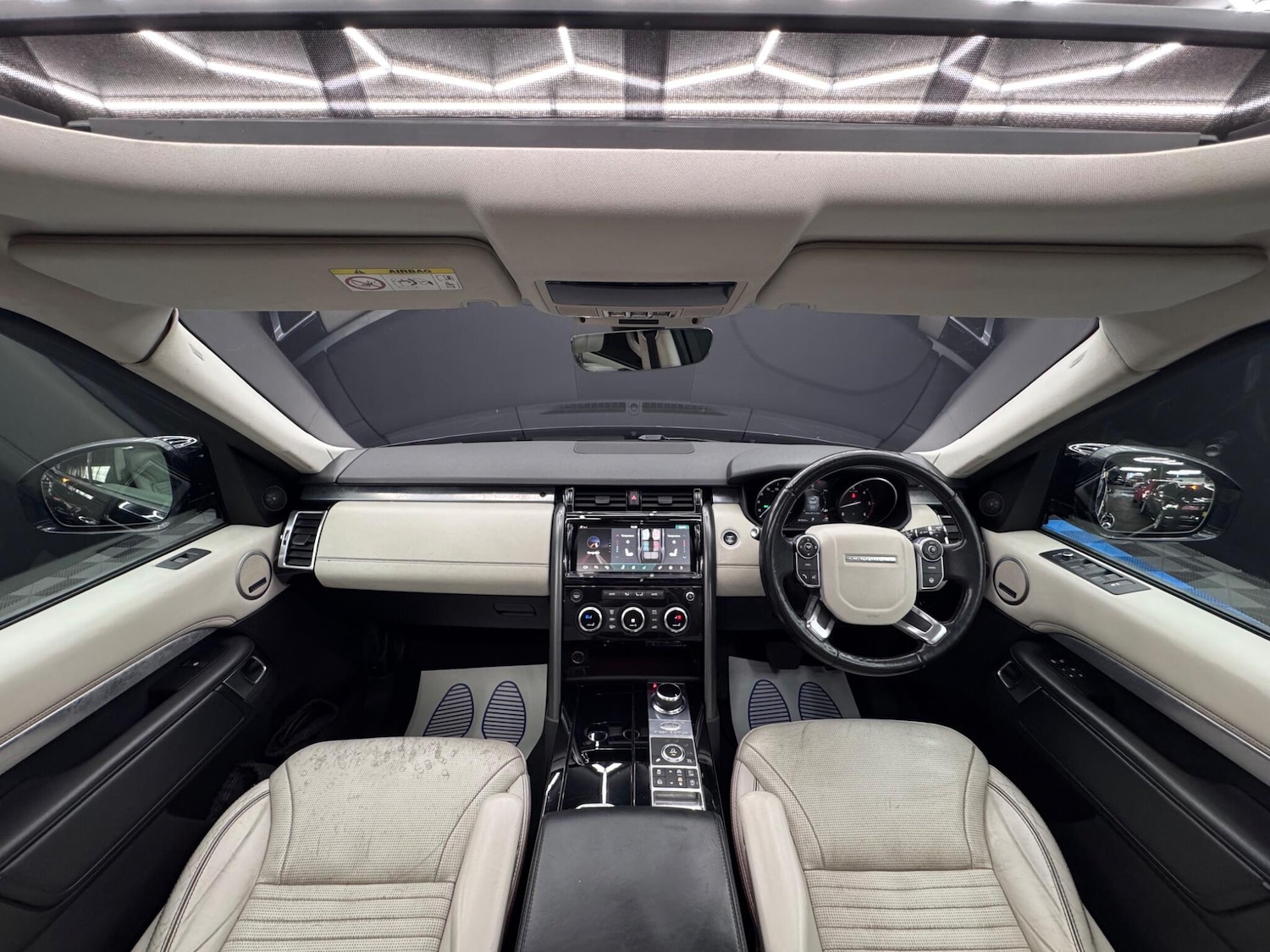 Used Land Rover Discovery 2017 for sale - 76136626: Photo 17