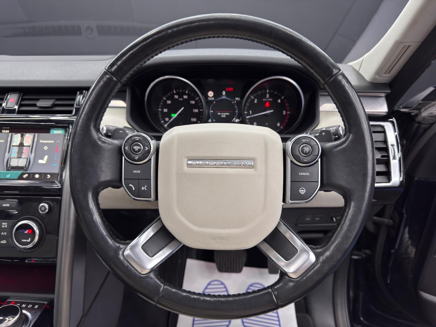 Used Land Rover Discovery 2017 for sale - 76136626: Photo 20