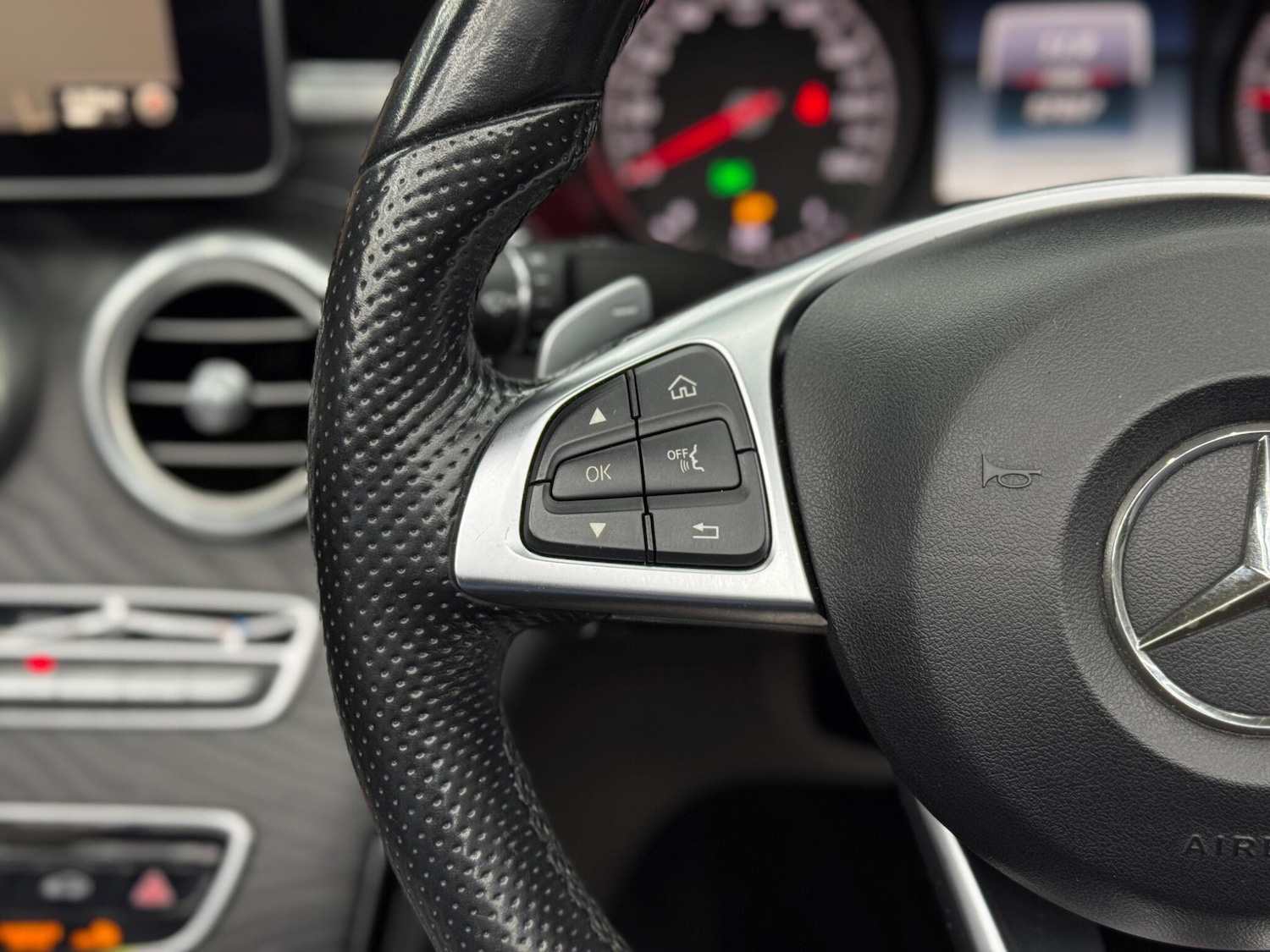 Used Mercedes-Benz C Class 2017 for sale - 77238586: Photo 18