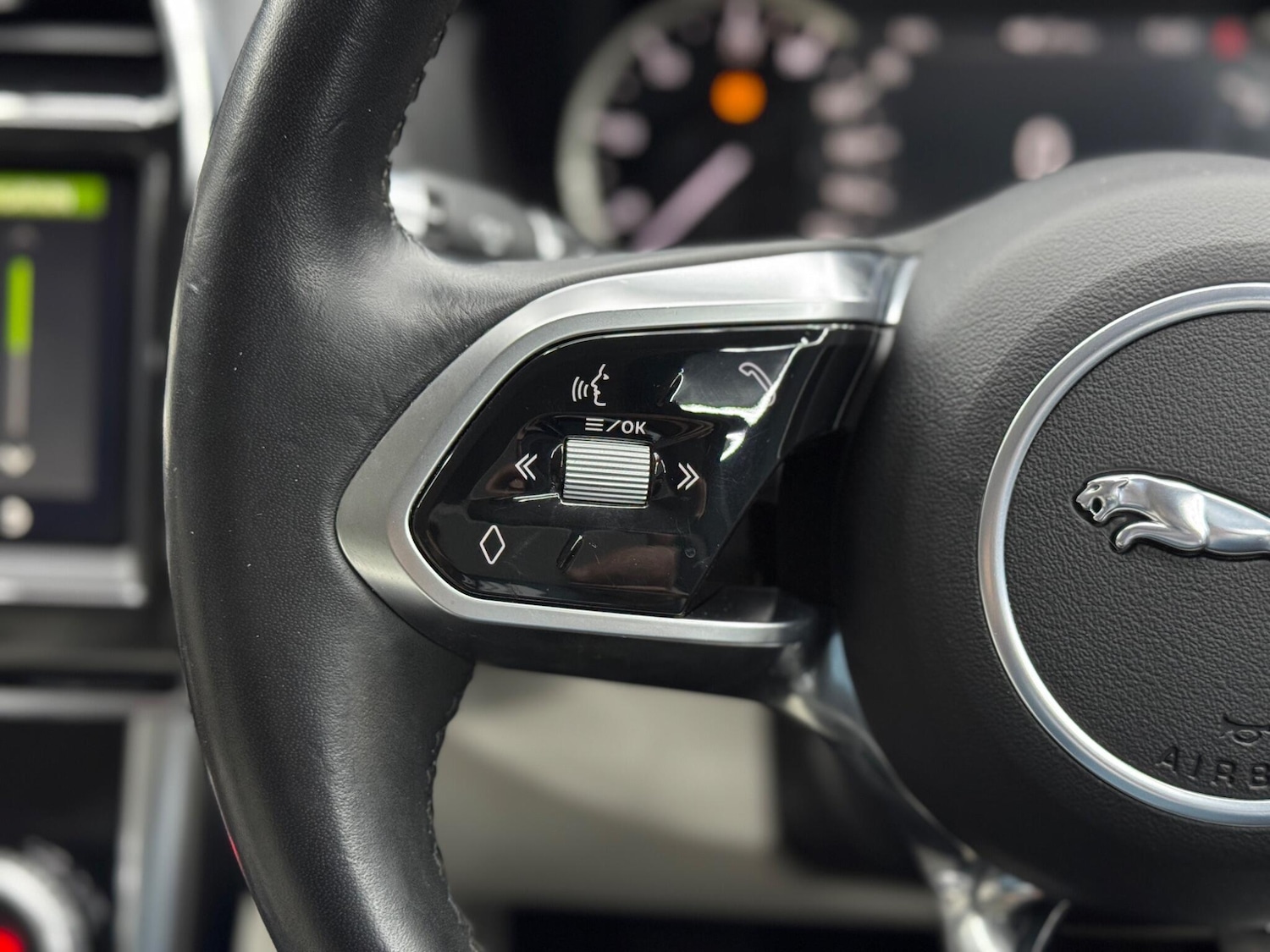 Used Jaguar XE for sale - 77671824: Photo 18