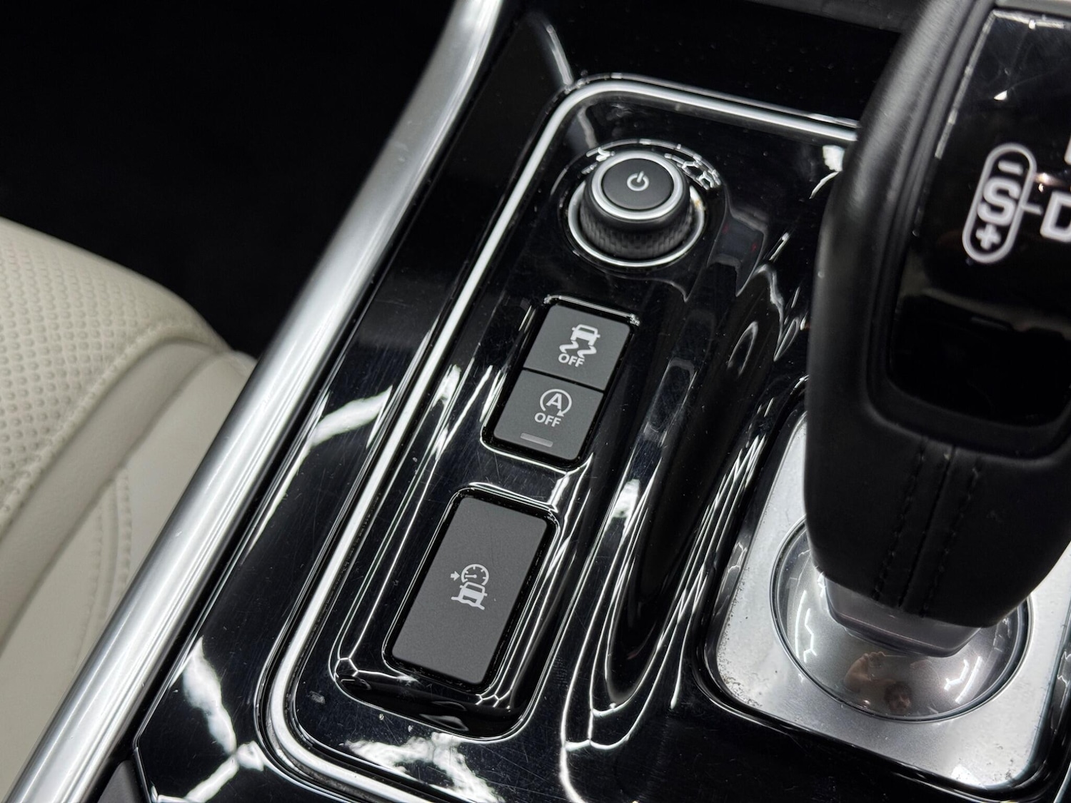 Used Jaguar XE for sale - 77671824: Photo 26